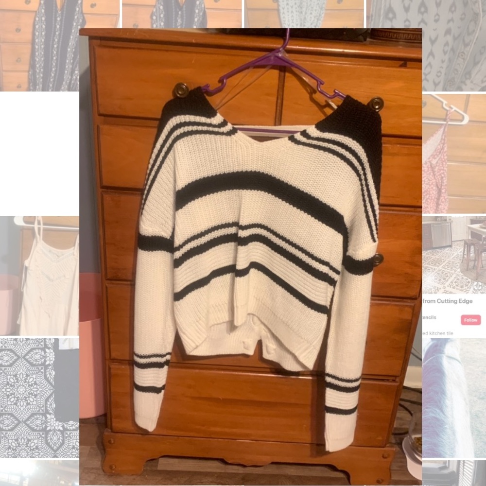 Cropped sweater